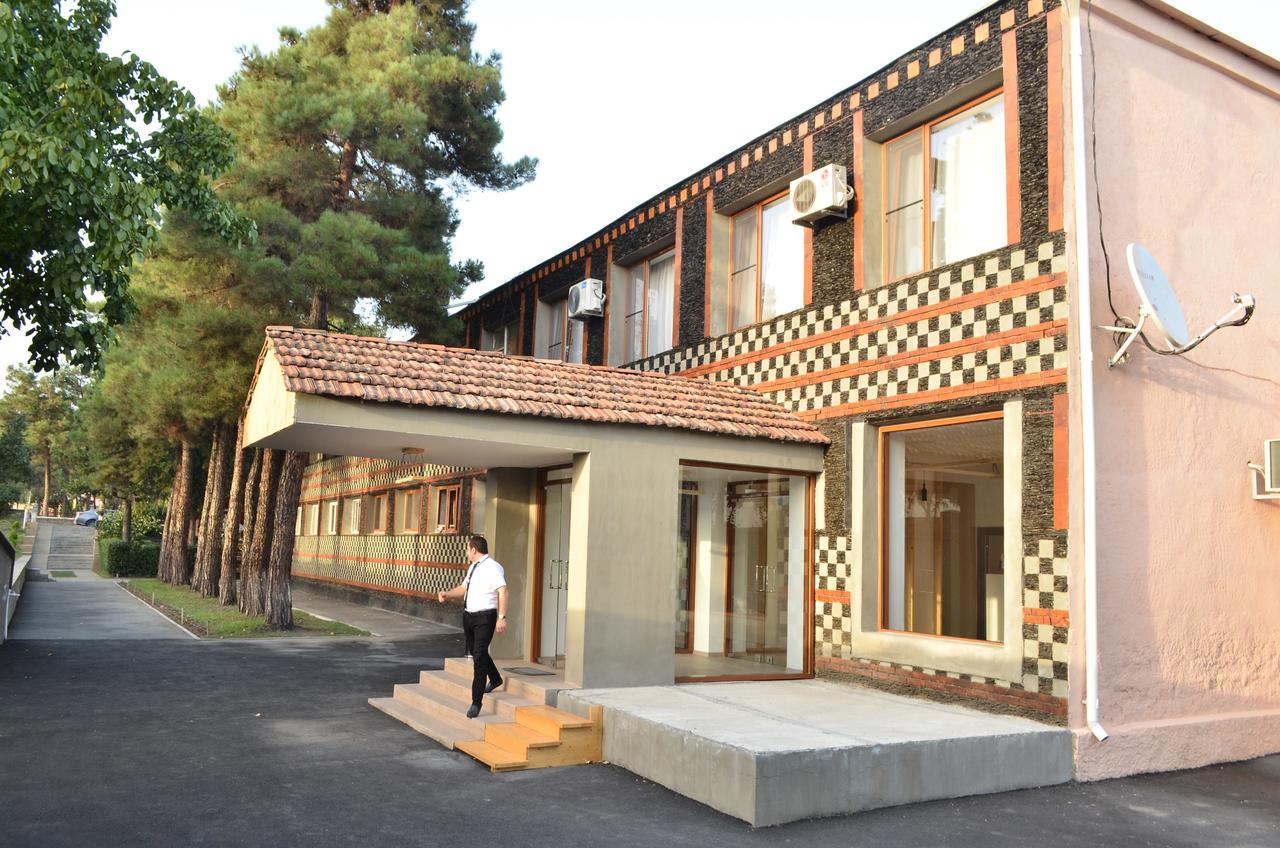Evim Otel Zaqatala Zewnętrze zdjęcie