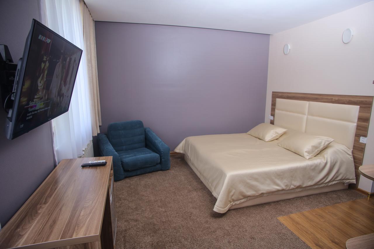 Evim Otel Zaqatala Zewnętrze zdjęcie