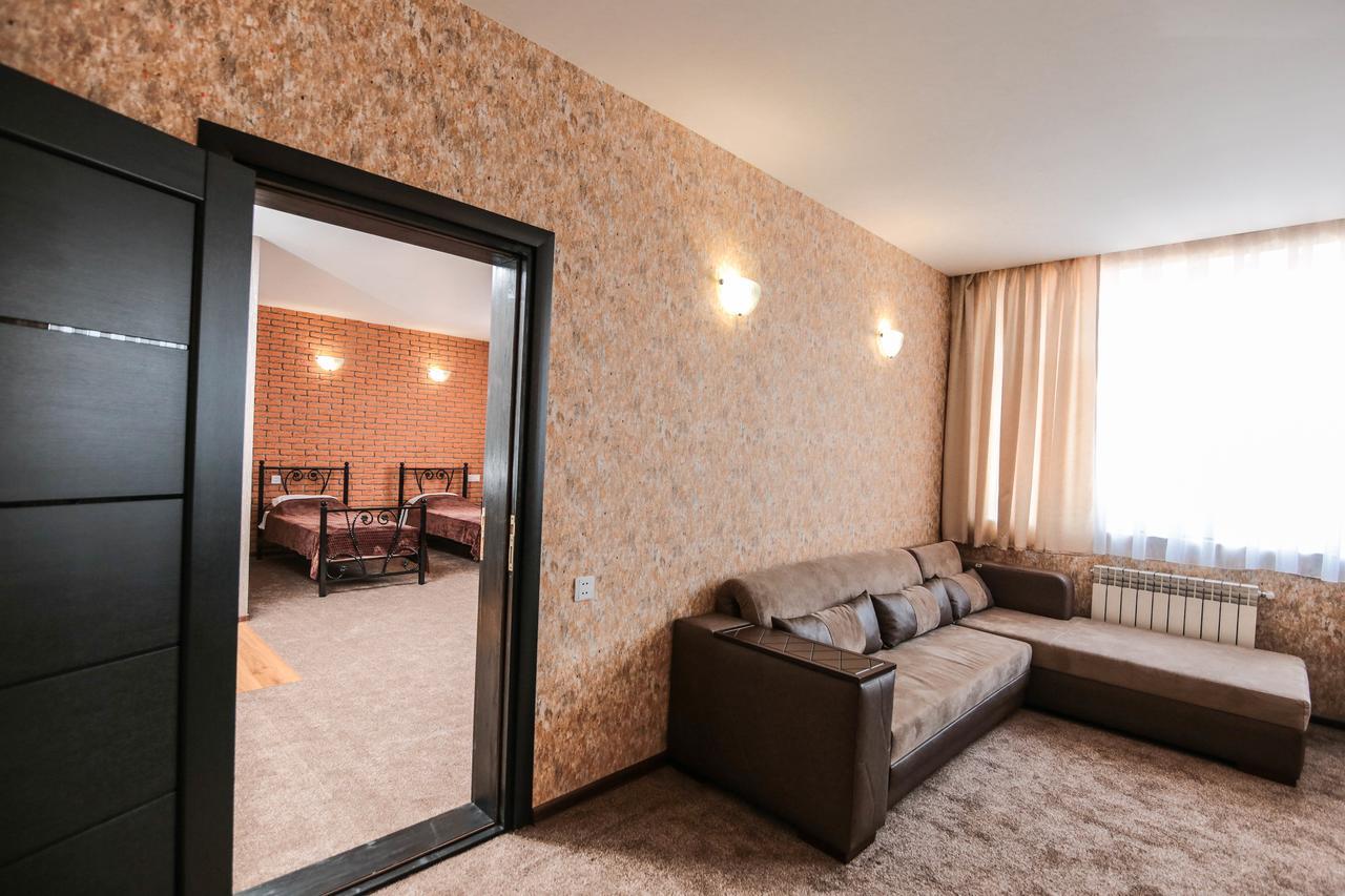 Evim Otel Zaqatala Zewnętrze zdjęcie