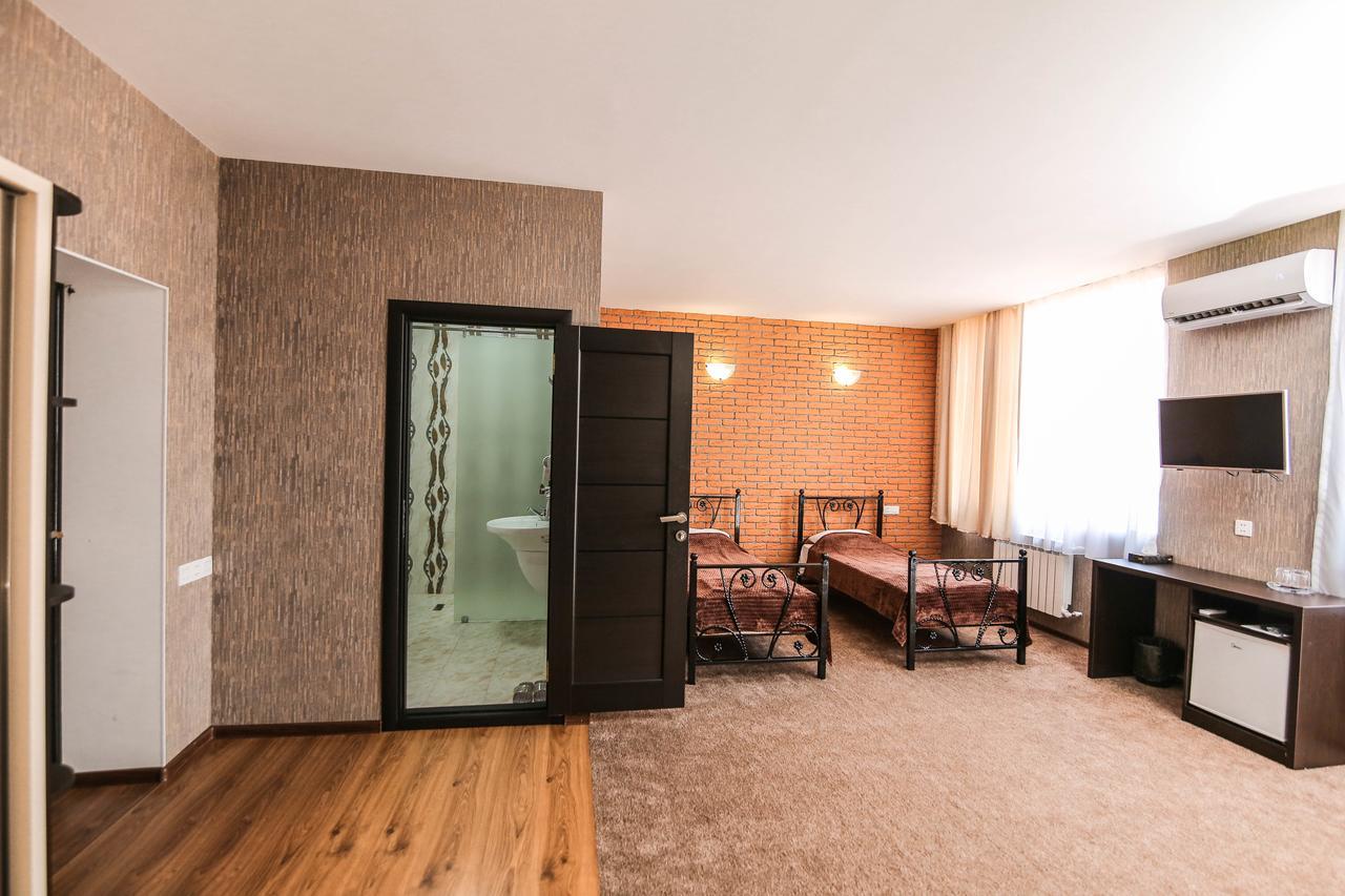 Evim Otel Zaqatala Zewnętrze zdjęcie