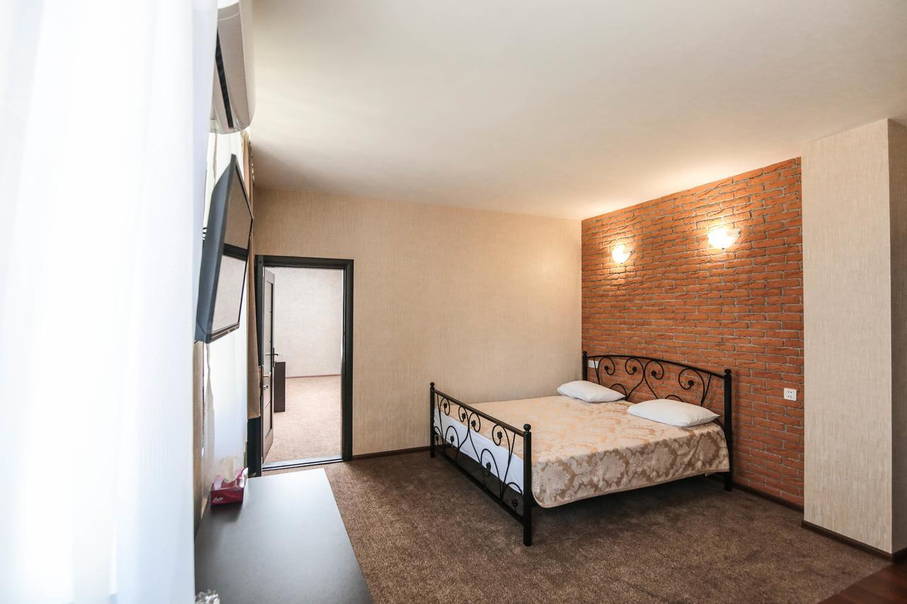Evim Otel Zaqatala Zewnętrze zdjęcie