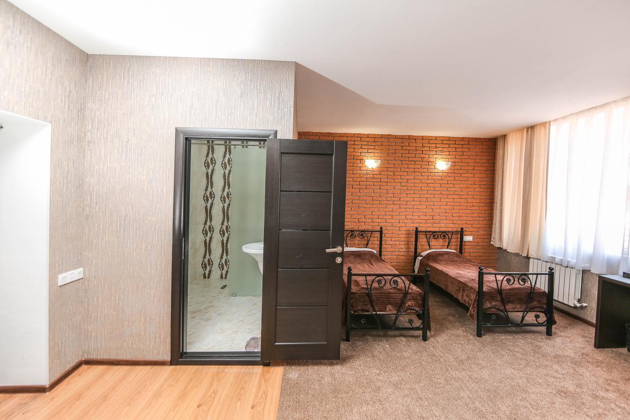 Evim Otel Zaqatala Zewnętrze zdjęcie