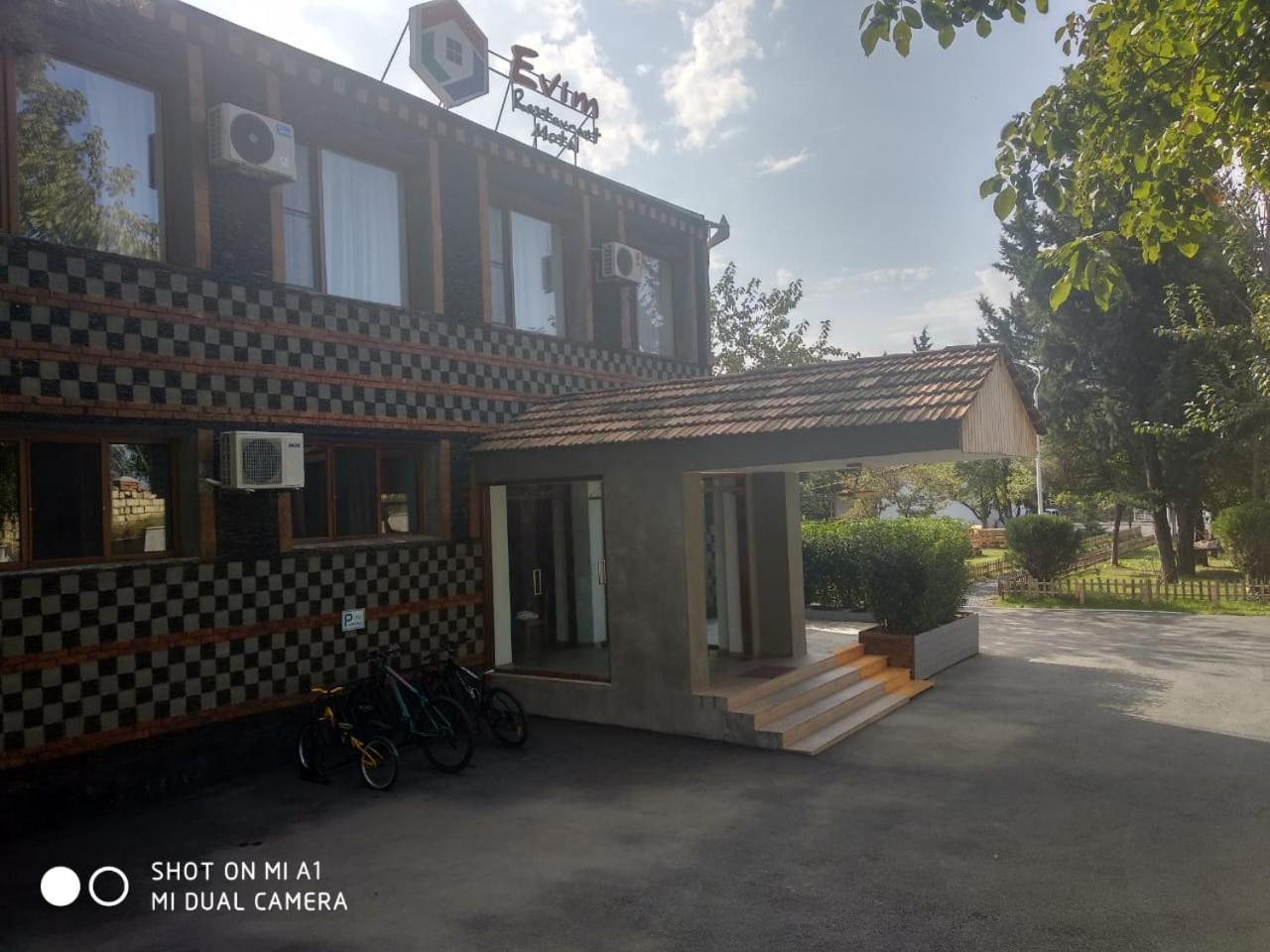 Evim Otel Zaqatala Zewnętrze zdjęcie